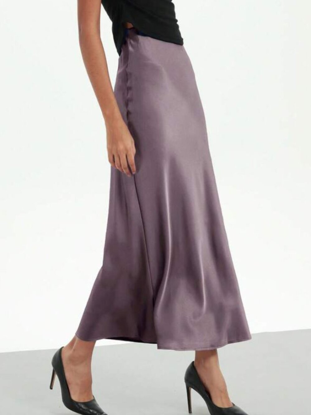 Satin Maxi Skirt in Dusty Lavender
